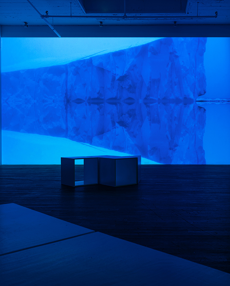 Les monuments errants n°2 — The Wanderings Monuments #2, 2024